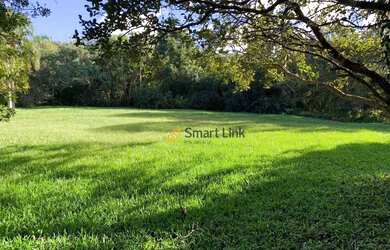 Imagem: O terreno possui 2.671m² de Área e está localizado em Laranjal