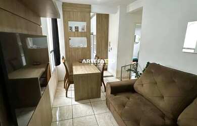 Imagem: O apartamento possui 2 Dormitórios, 1 Banheiro, 1 Vaga na garagem