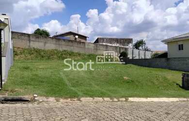 Imagem: O terreno possui 360m² de Área e está localizado em Chácara