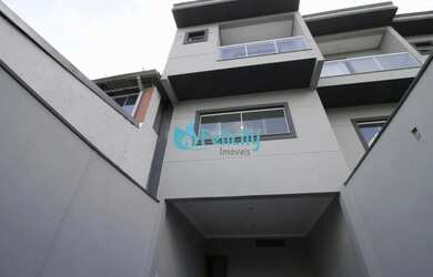 Imagem: A casa à venda possui 2 Dormitórios, 3 Banheiros, 3 Vagas