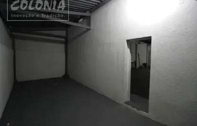 Imagem: O depósito possui 355m² de Área e está localizado em Centro