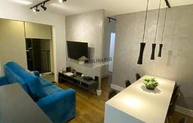 Imagem: O apartamento possui 2 Dormitórios, 1 Banheiro, 1 Vaga na garagem