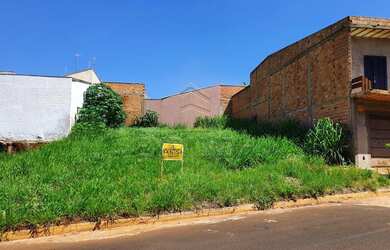 Imagem: O terreno possui 270m² de Área e está localizado em Jardim