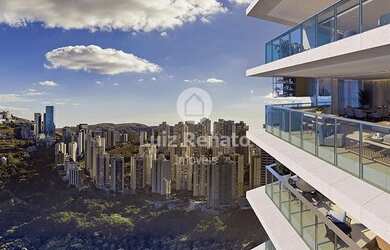 Imagem: O apartamento possui 4 Dormitórios, 5 Banheiros, 5 Vagas na