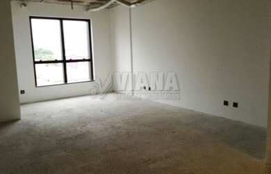 Imagem: O depósito possui 1 Vaga na garagem, 36m² de Área e está