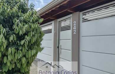 Imagem 1: Casa à venda no bairro Recanto Camanducaia - Jaguariúna/SP