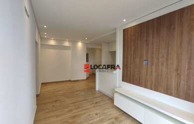 Imagem: O apartamento possui 2 Dormitórios, 2 Banheiros, 2 Vagas na