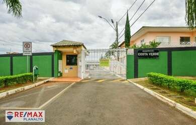 Imagem: A casa em condomínio possui 3 Dormitórios, 4 Banheiros, 5