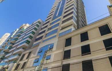 Imagem: O apartamento possui 3 Dormitórios, 4 Banheiros, 3 Vagas na