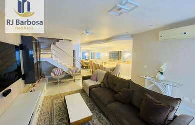 Imagem: A casa em condomínio possui 4 Dormitórios, 5 Banheiros, 2