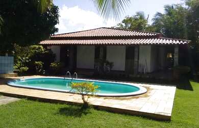Imagem 1: Casa de praia com piscina em Jauá litoral norte para feriados