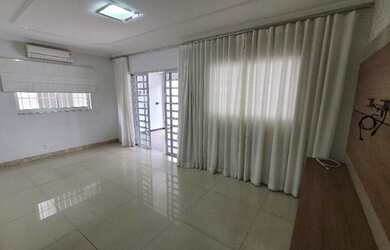 Imagem 4: Casa 4 qts com suite, 3 vagas, rica em armarios. Santa Amelia. R$- 900...