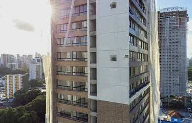 Imagem: O apartamento possui 1 Dormitório, 1 Banheiro, 1 Vaga na garagem