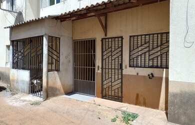 Imagem: O apartamento para alugar possui 2 Dormitórios, 1 Banheiro