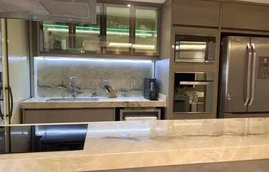 Imagem: O apartamento possui 3 Dormitórios, 1 Banheiro, 2 Vagas na