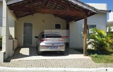 Imagem: A casa possui 3 Dormitórios, 2 Banheiros, 2 Vagas na garagem