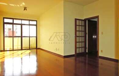 Imagem: O apartamento possui 3 Dormitórios, 2 Banheiros, 1 Vaga na