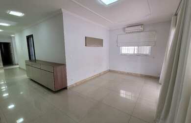 Imagem 1: Casa 4 qts com suite, 3 vagas, rica em armarios. Santa Amelia. R$- 900...