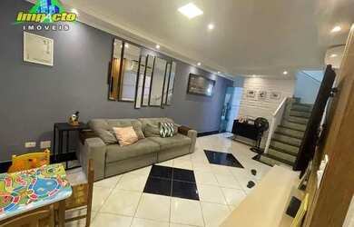 Imagem: A casa possui 3 Dormitórios, 2 Banheiros, 2 Vagas na garagem