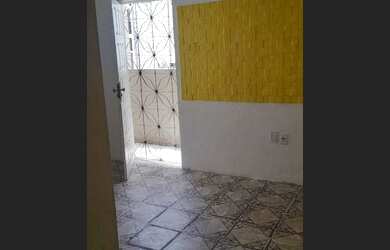 Imagem: A casa possui 2 Dormitórios, 1 Banheiro e está localizado