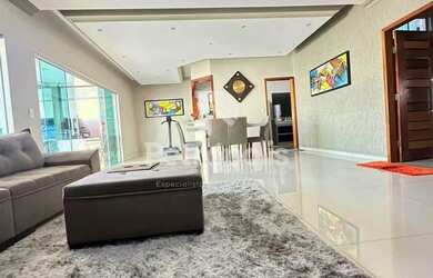 Imagem 7: Casa na 704 Sul com 4 quartos, piscina em 2 lotes por R$ 1.100.000,00