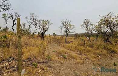 Imagem: O terreno possui 1275m² de Área, Imóvel novo e está localizado