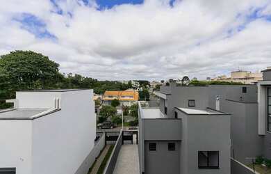 Imagem 10: Sobrado à venda com 3 quartos e sacada no Tingui em Curitiba