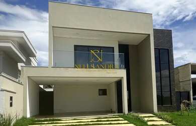 Imagem: A casa em condomínio possui 4 Dormitórios, 3 Banheiros, 4