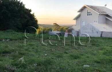 Imagem: O terreno possui 676m² de Área e está localizado em Caminhos