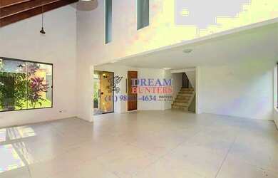 Imagem 2: Seu Refúgio dentro de Curitiba, Casa com 4 Quartos 2 suítes , Bairro...