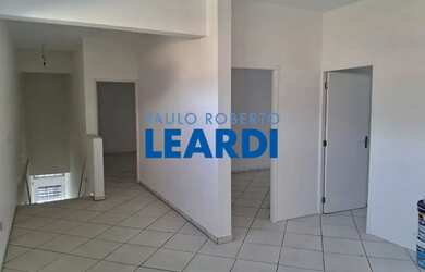 Imagem: O depósito possui 210m² de Área e está localizado em Vila