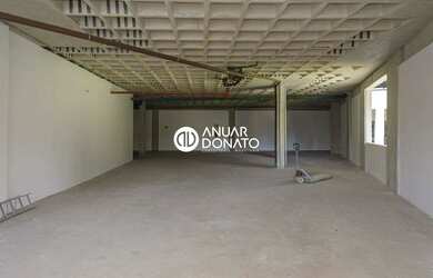 Imagem 7: Vila da Serra - Loja para aluguel na Anuar Donato