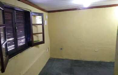 Imagem: O quarto e está localizado em Itamarati, Petrópolis para alugar