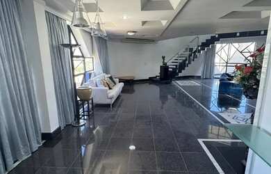 Imagem: O apartamento possui 5 Dormitórios, 5 Banheiros, 3 Vagas na