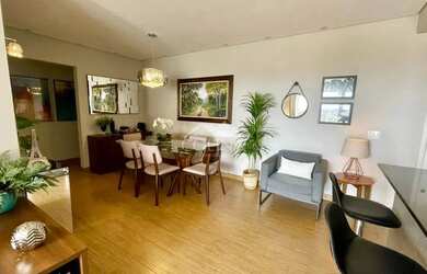 Imagem: O apartamento possui 3 Dormitórios, 2 Banheiros, 2 Vagas na