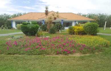 Imagem 4: Terreno em Araruama V/T. Piscina, Churrasqueirae360m² de Área