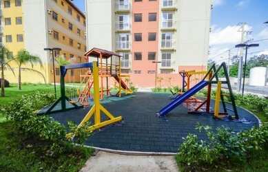 Imagem: O apartamento possui 2 Dormitórios, 1 Banheiro, 1 Vaga na garagem