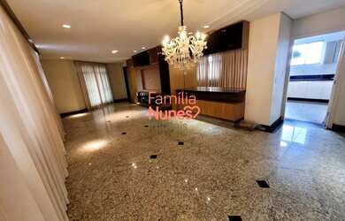 Imagem: O apartamento possui 4 Dormitórios, 5 Banheiros, 5 Vagas na