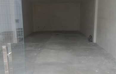 Imagem 3: Alugo lojão em Villa Praiana / Lauro de Freitas