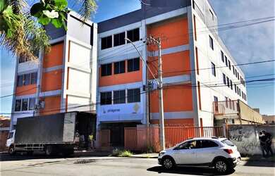 Imagem: O depósito possui 2.700m² de Área e está localizado em