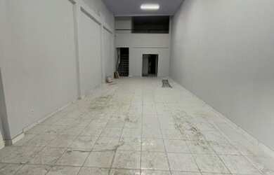 Imagem: O depósito possui 225m² de Área e está localizado em Jardim