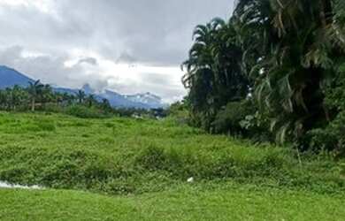 Imagem: O terreno possui 5.600m² de Área e está localizado em Mangaratiba