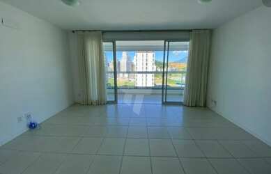 Imagem: O apartamento possui 4 Dormitórios, 2 Banheiros, 2 Vagas na