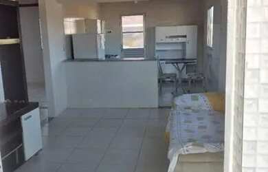 Imagem: A casa possui 2 Dormitórios, 1 Banheiro, 1 Vaga na garagem