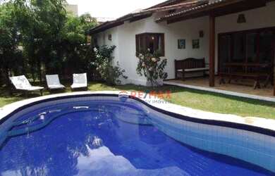 Imagem: A casa em condomínio possui 4 Dormitórios, 4 Banheiros, 1