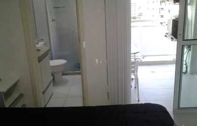 Imagem: O apartamento possui 1 Dormitório, 1 Banheiro, 2 Vagas na garagem