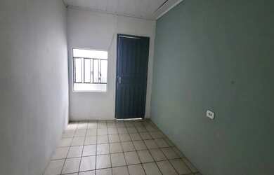 Imagem 10: Casa a venda na área central, próximo ao Posto Santa Rita, em Paranaguá