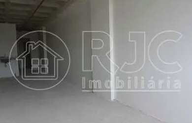 Imagem: O depósito possui 1 Vaga na garagem, 36m² de Área e está