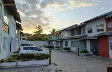 Imagem: A casa possui 3 Dormitórios, 1 Banheiro, 1 Vaga na garagem