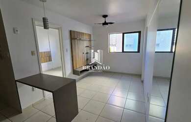 Imagem: O apartamento possui 1 Dormitório, 1 Banheiro, 1 Vaga na garagem